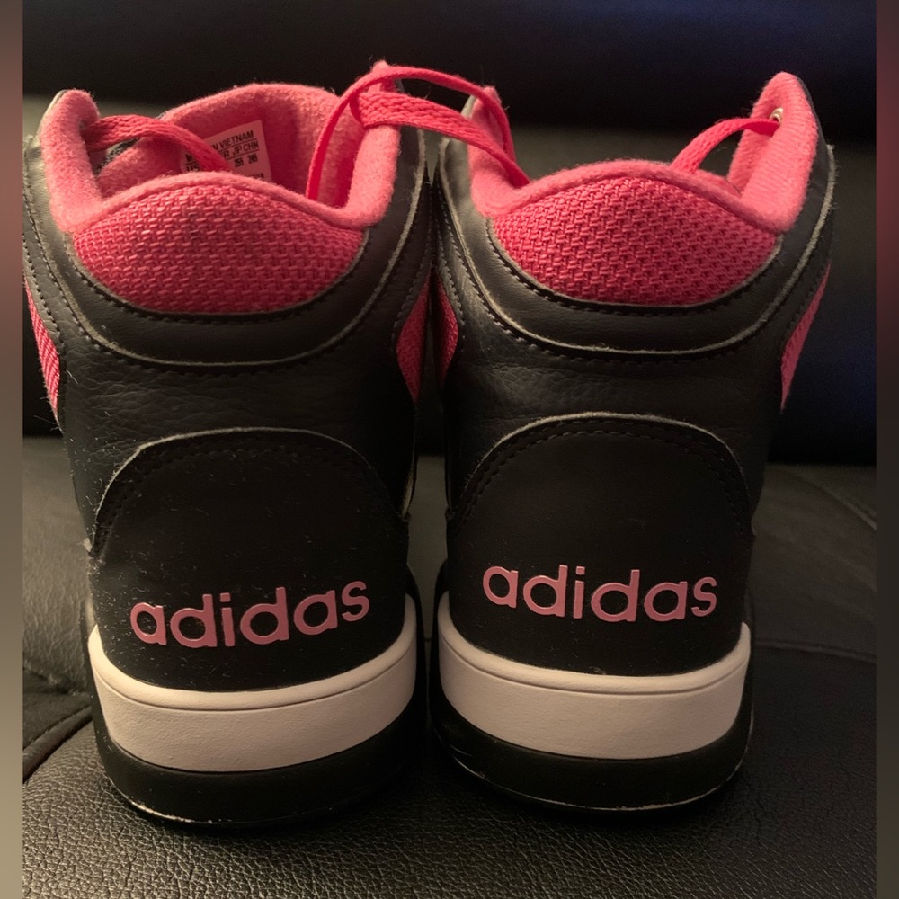 Adidas NEO Basketball Shoes Youth sz 7 BB9TIS Black | Gray | Pink - Picture 7 of 10